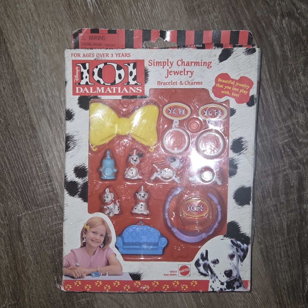 101 Dalmatians Simply Charming Jewelry Set VINTAGE